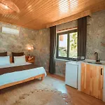 Yoruk Evi (adults Only) Pensión 3*
