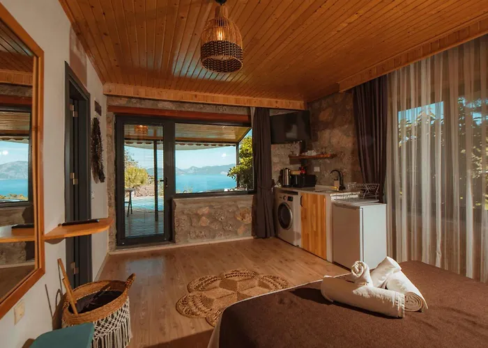 Konukevi Yoruk Evi 3*