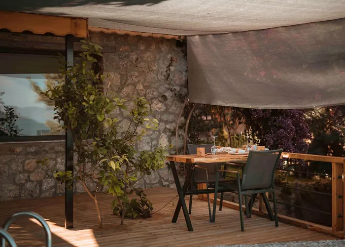 Yoruk Evi (adults Only) Penzion 3*